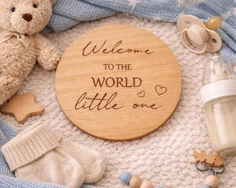 Baby Arrival Sign Hello World Name Plaque Engraved Welcome to the World Wooden Sign Baby Nursery Decor Social Media Photo Prop Instagram Pic