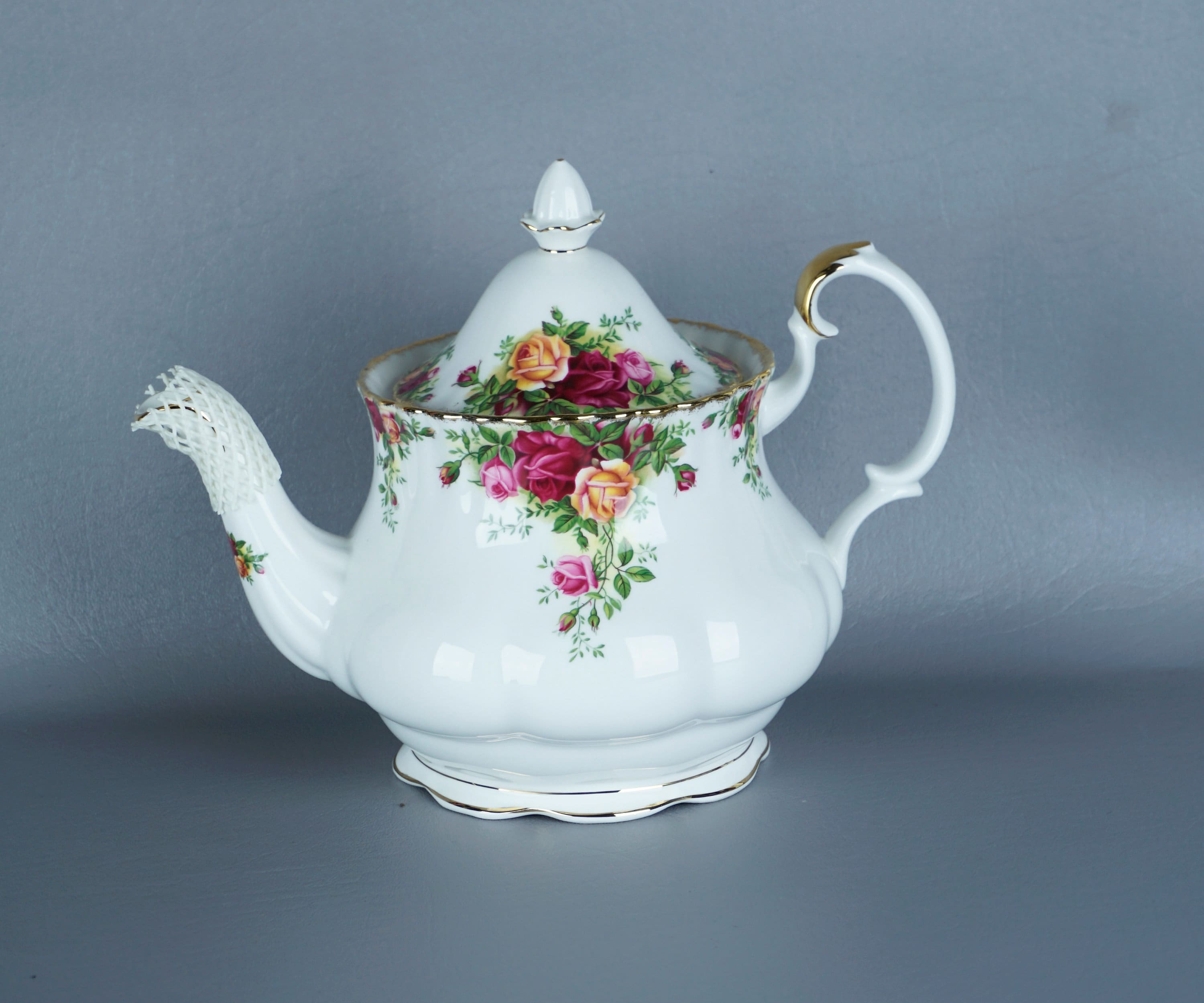 Royal Albert Bone China for sale Only 3 left at 65 Royal Albert Bone China for sale Only 3 left at 65