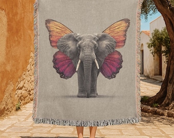 Manta tejida 100% algodón con alas de mariposa de elefante, manta de arte animal surrealista y fantástica, manta con diseño de criatura mágica, decoración caprichosa para el hogar.