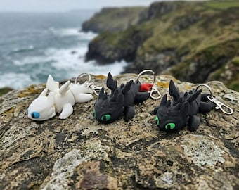 ヒックとドラゴン - キーホルダー - 2種類から選べます！ - Etsy 日本