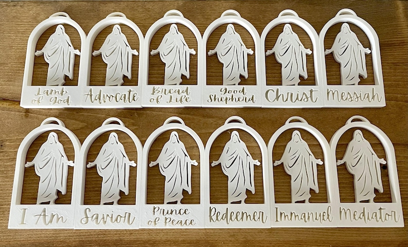 Sign Am Saviour 12 Christus Statue Ornaments With the Various Names of Christ! Models ...