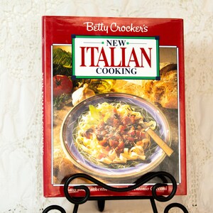 Vintage Italian Cookbook Betty Crocker 1994