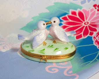 Vintage Love Birds Trinket Box, Limoges France
