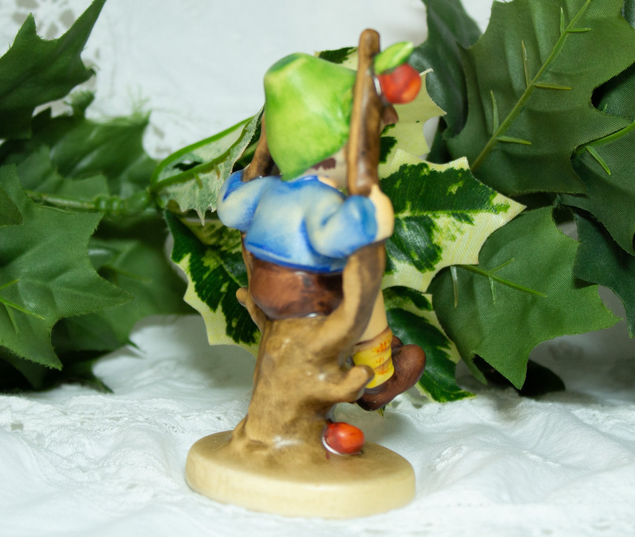 ヴィンテージ ゲーベル リンゴの木の少年、フンメルの置物 - Etsy 日本