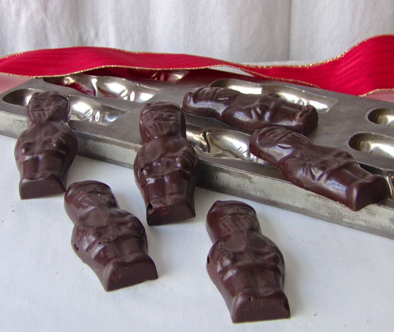 Vintage Chocolate Candy Mold Nine Santas