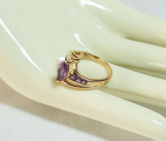 10K Gold Marquise Sapphire Ring Size 6.75 - image 10