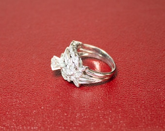 Vintage Diamond Bridal Set, 14K White Gold Engagement Ring, US Size 4 1/2