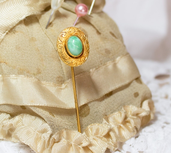Stickpin Green Glass Gold Plated Vintage Fashion … - image 1