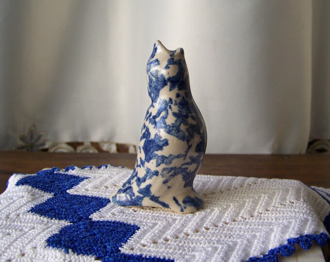 Vintage Pie Bird Blue and White Ceramic Sponge Ware Pie Bird Whistle