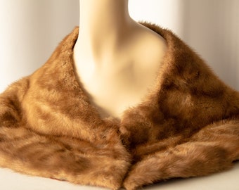 Fox Fur Shawl Luxurious Lush Golden Brown Mid Century Fur Accessory Fashion Statement 1950s