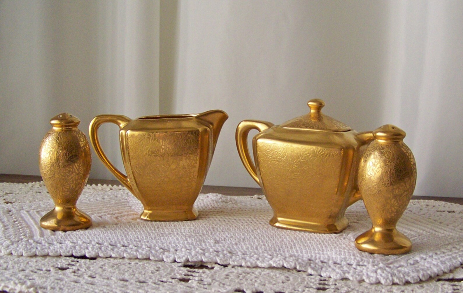 Vintage Gold Cream Sugar Set 22K Gold Wheeling Decorating Co Etsy