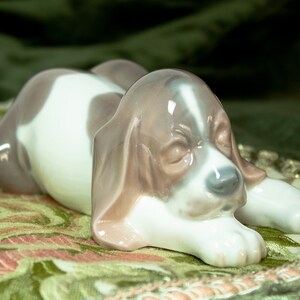 Vintage Lladro Sleeping Puppy Collectable Figurine