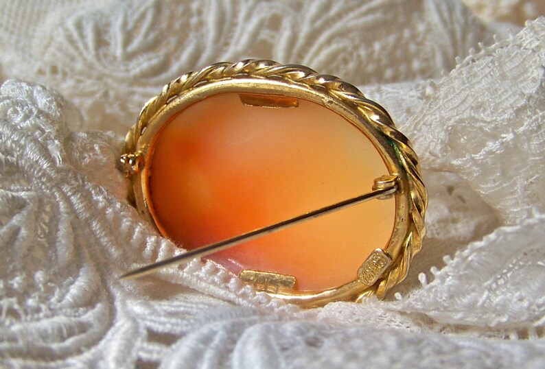 Vintage Sisters Cameo Brooch 12K Gold Filled Signed