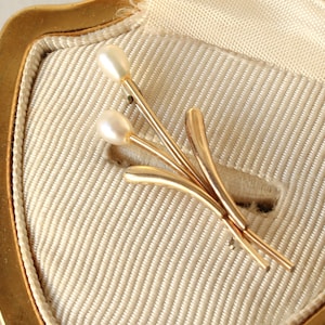 Vintage Krementz Cultured Pearl Brooch 14K Gold Overlay