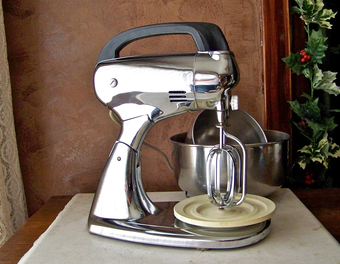 Hamilton Beach Scovill Chrome Mixer 1938 RESERVED KAREN Etsy