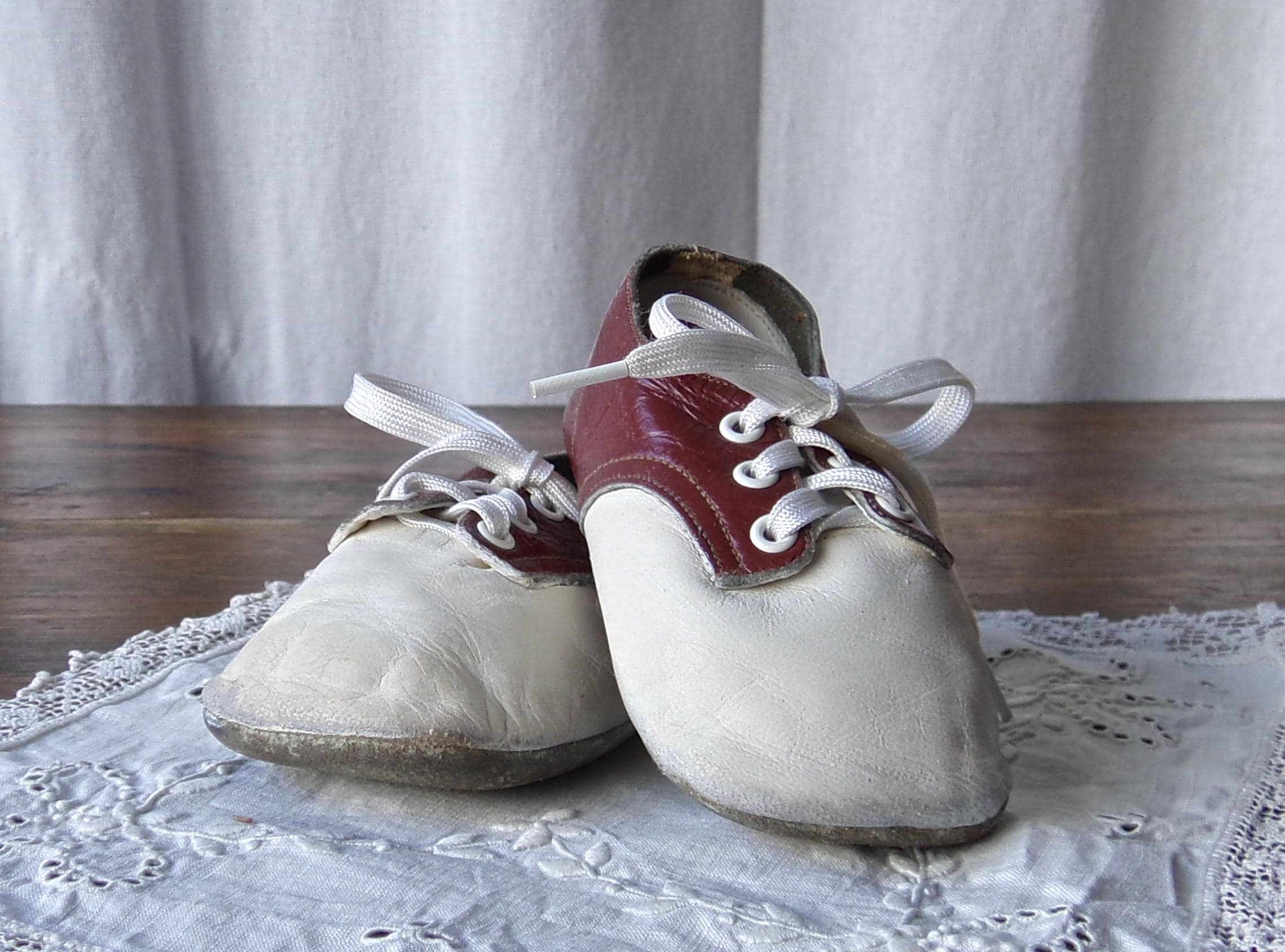Baby girl hotsell saddle shoes