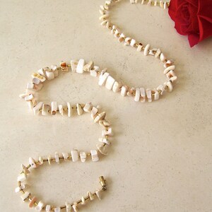 Vintage Shell Necklace Beach Jewelry