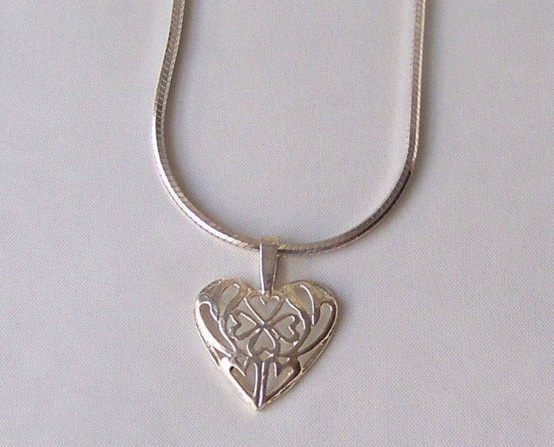 Vintage Sterling Silver Necklace Four Leaf Clover Heart Pendant Lucky Jewelry