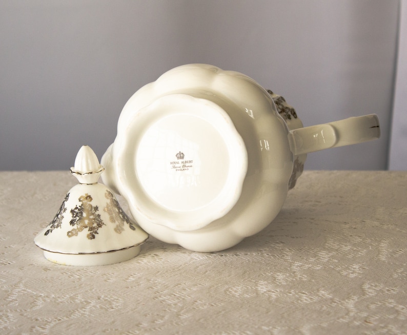 25th Anniversary Coffeepot Royal Albert White and Silver - Etsy