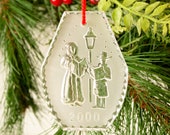 Vintage Glass Carolers Under The Lamp Post Ornament Waterford Crystal 2000