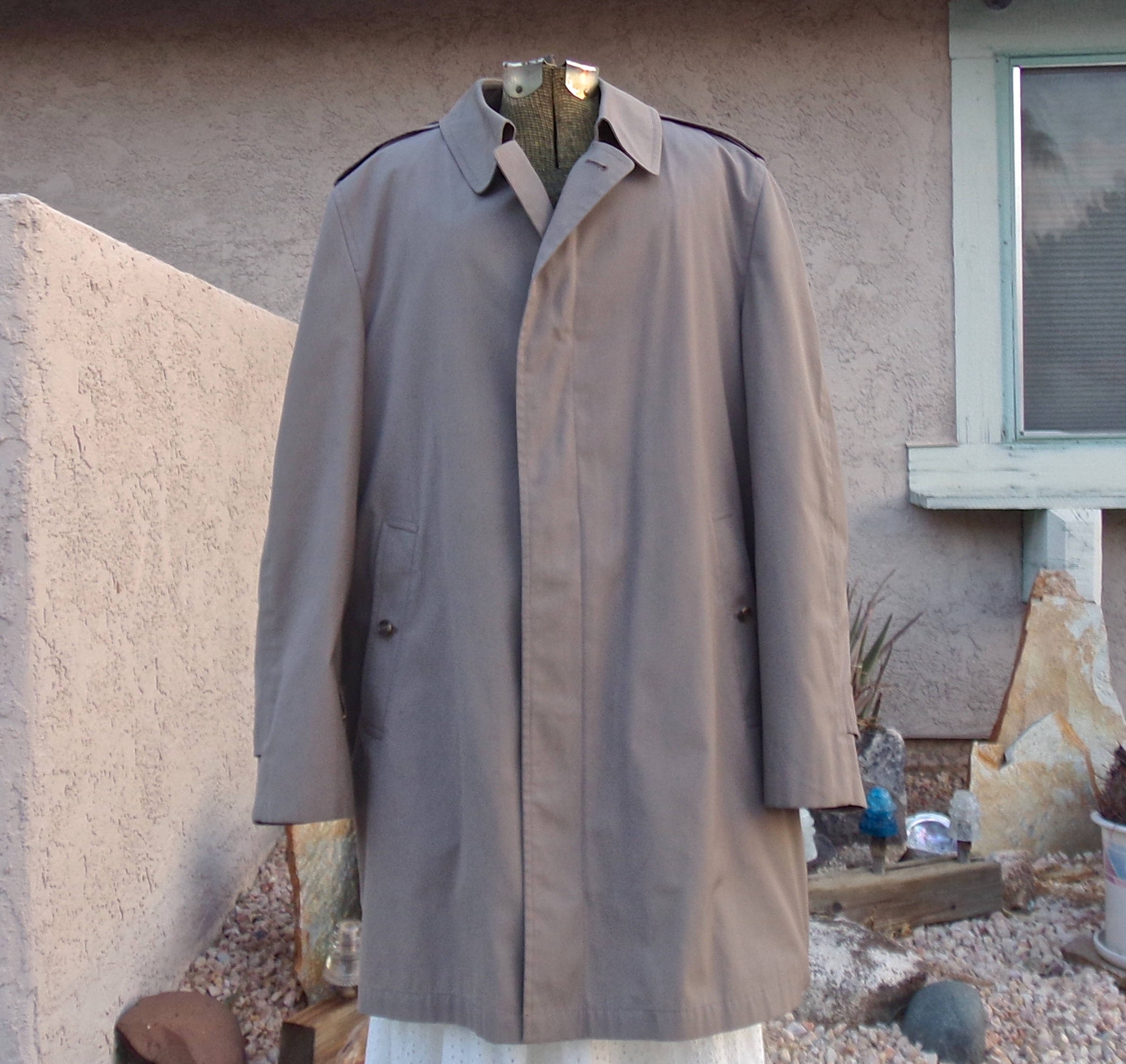 Men's london fog raincoat with zip shop out lining
