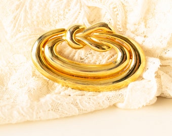 Broche tono dorado Swirl Scarf Pin Firmado Bisutería