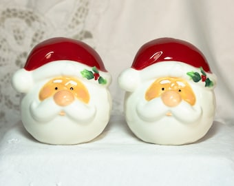 Salt & Pepper Shakers Santa Claus Christmas Table Decor