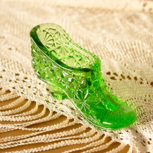 Vintage Green Miniature Slipper Vanity Decor
