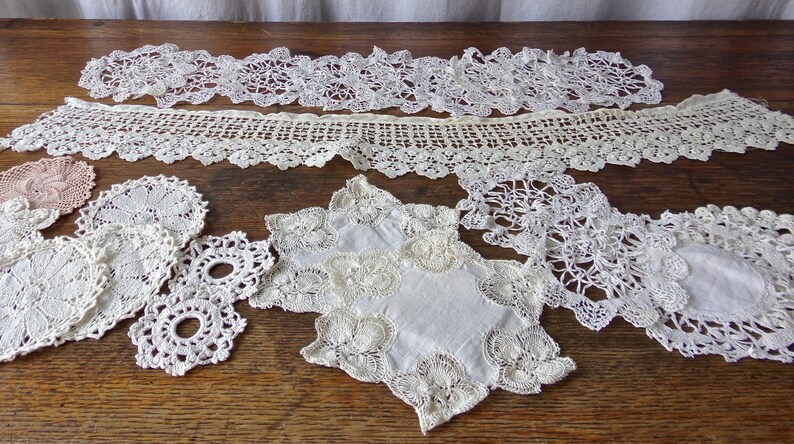Vintage Crochet Samples Doilies Craft Projects