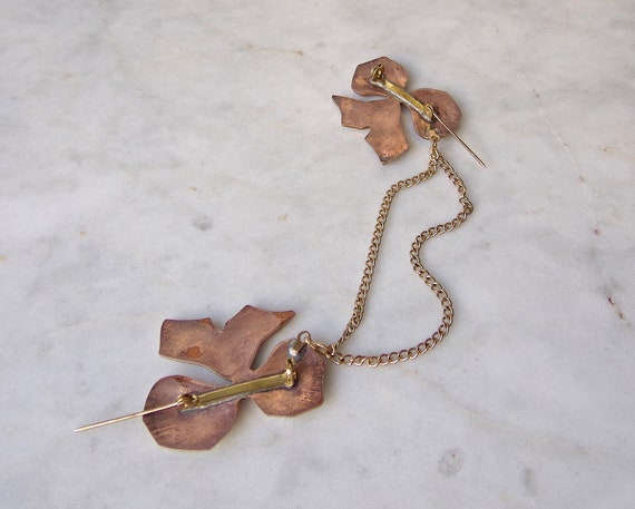 Rhinestone Bow Sweater Pins With Chain Mid Century - image 5