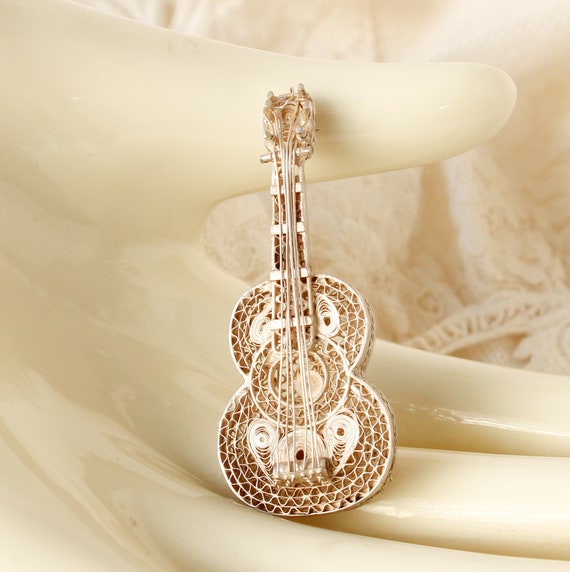 Sterling Filigree Guitar Brooch Circa 1970s - image 4