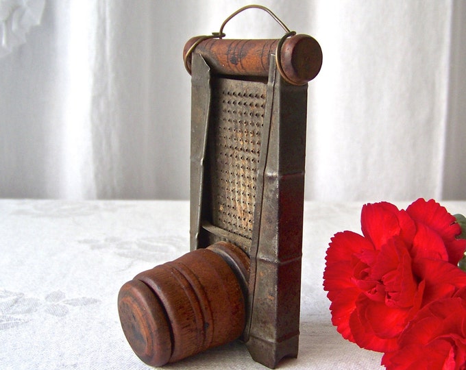 Antique Grater Nutmeg Zester Rustic Kitchen Decor Kitchen Etsy