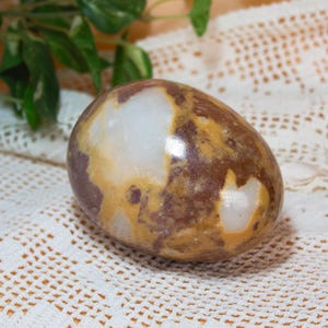 Vintage Marble Stone Egg Smooth Glossy Finish