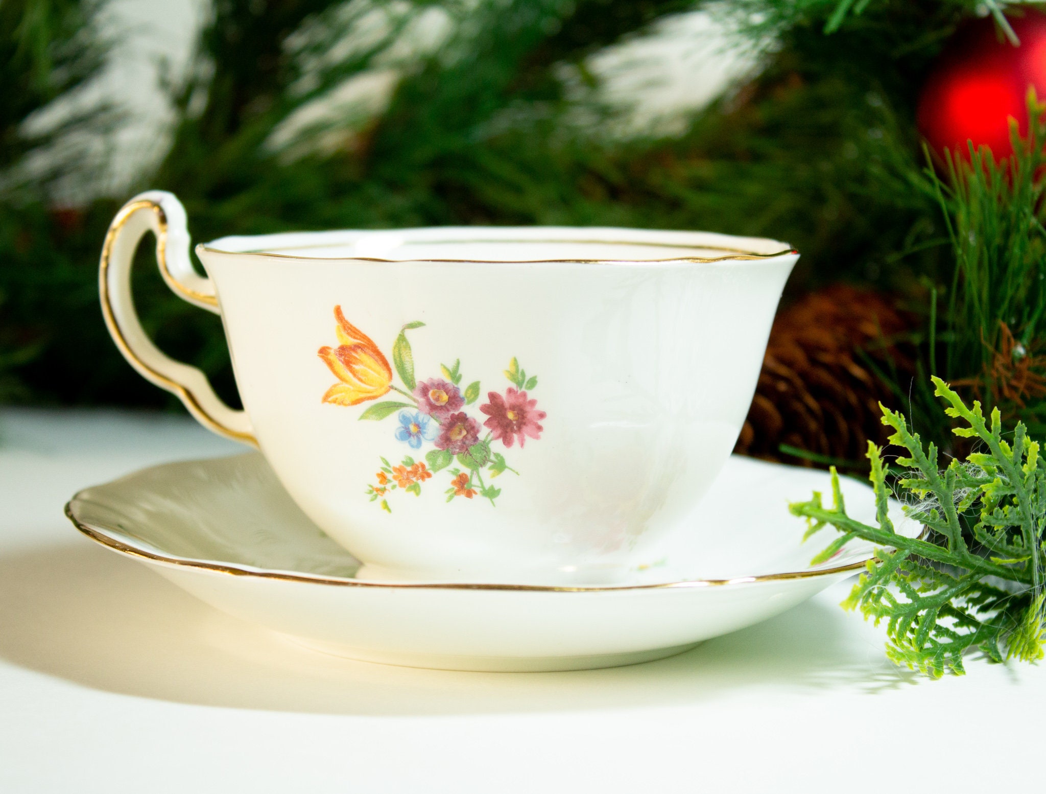 ヴィンテージ アダレイ ティーカップ＆ソーサー 秋の色彩 1960年代