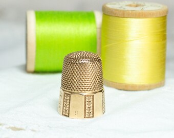 14K Gold Panel Thimble Size 9 Monogrammed