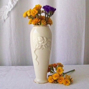 Vaso vintage Lenox con motivo a rosa in rilievo