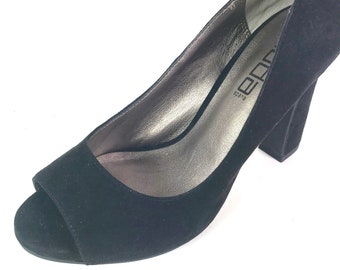 Vintage Zwarte Suède Flareheel Peeptoe Pumps
