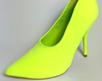 Vintage Chartreuse Pompy