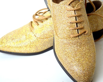 Vintage Gold party lace-ups