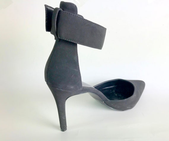 Vintage Suede Pumps - image 4