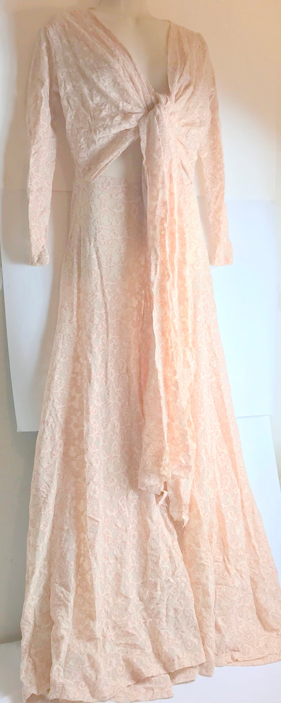 Beautiful Bohemian Summery Floor Length Lace Gown - image 4