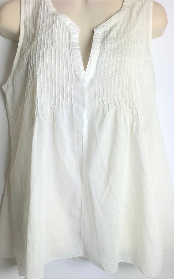 Light and Airy Summer Cotton White Top - image 1