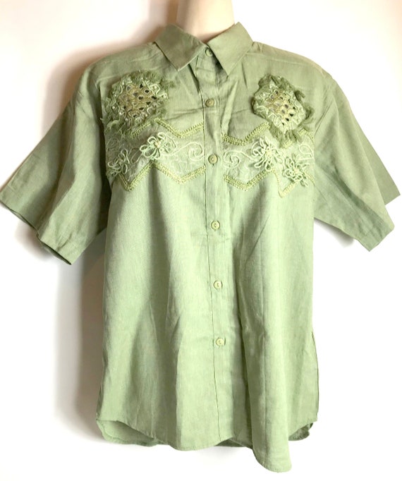 Ladies Embroidered Linen Two Piece Skirt and Top - image 1