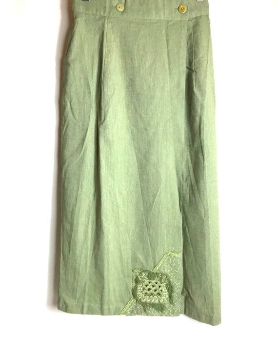 Ladies Embroidered Linen Two Piece Skirt and Top - image 7