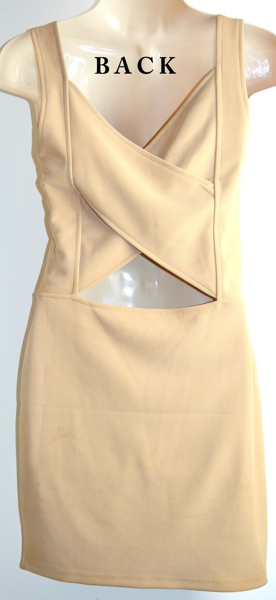 Vintage Stretch Dress with X-back design - image 3