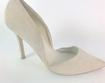 Vintage BCBG Suede Champagne Pumps