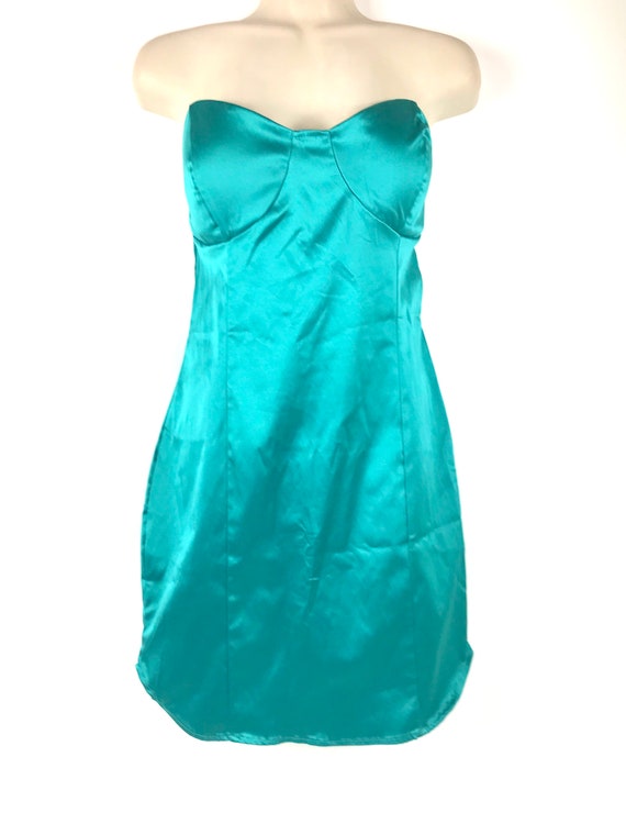 Vintage Sleeveless Emerald Green Event Dress - image 2
