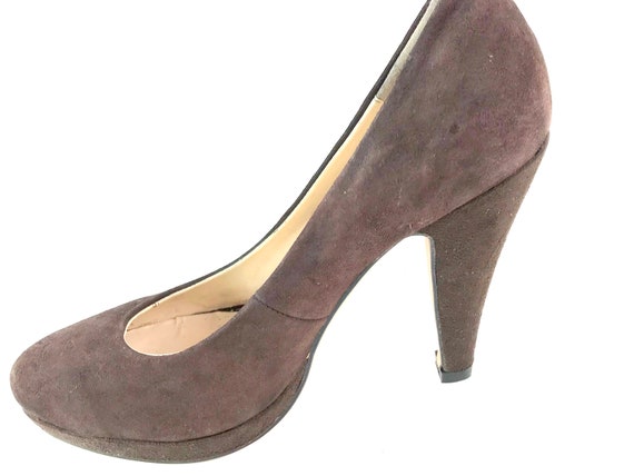 Vintage Chocolate Brown Classic Suede Pumps - image 3