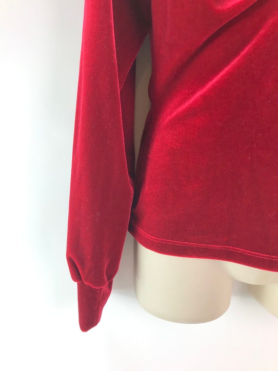 Vintage Long Sleeved Scarlet Velvet Evening Top - image 4