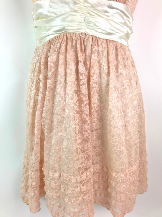 Vintage Peach Lace Dress - image 3